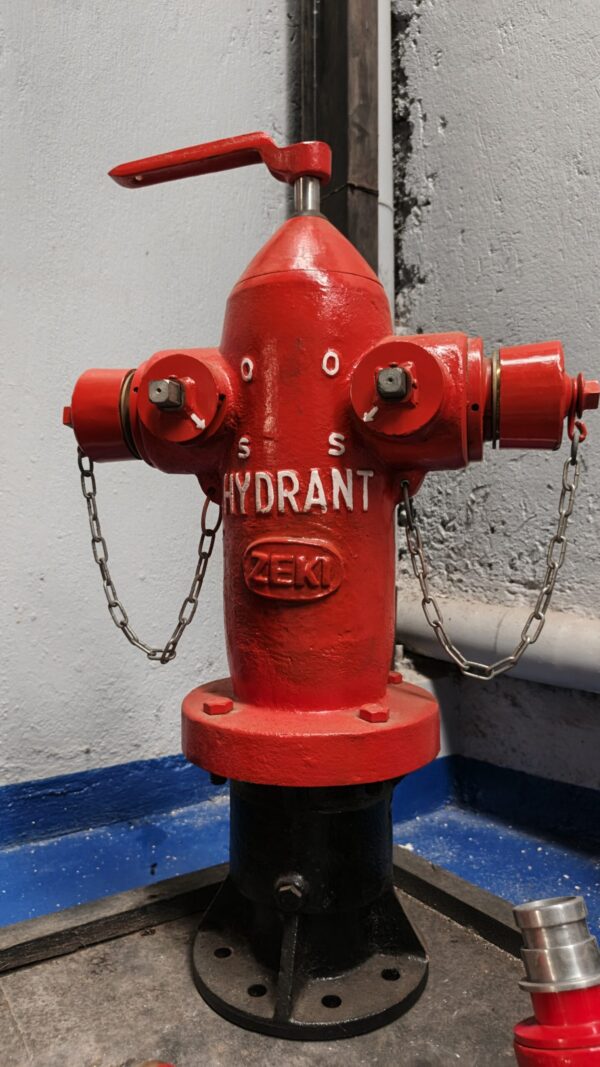 Hydrant Pillar (Zeki)